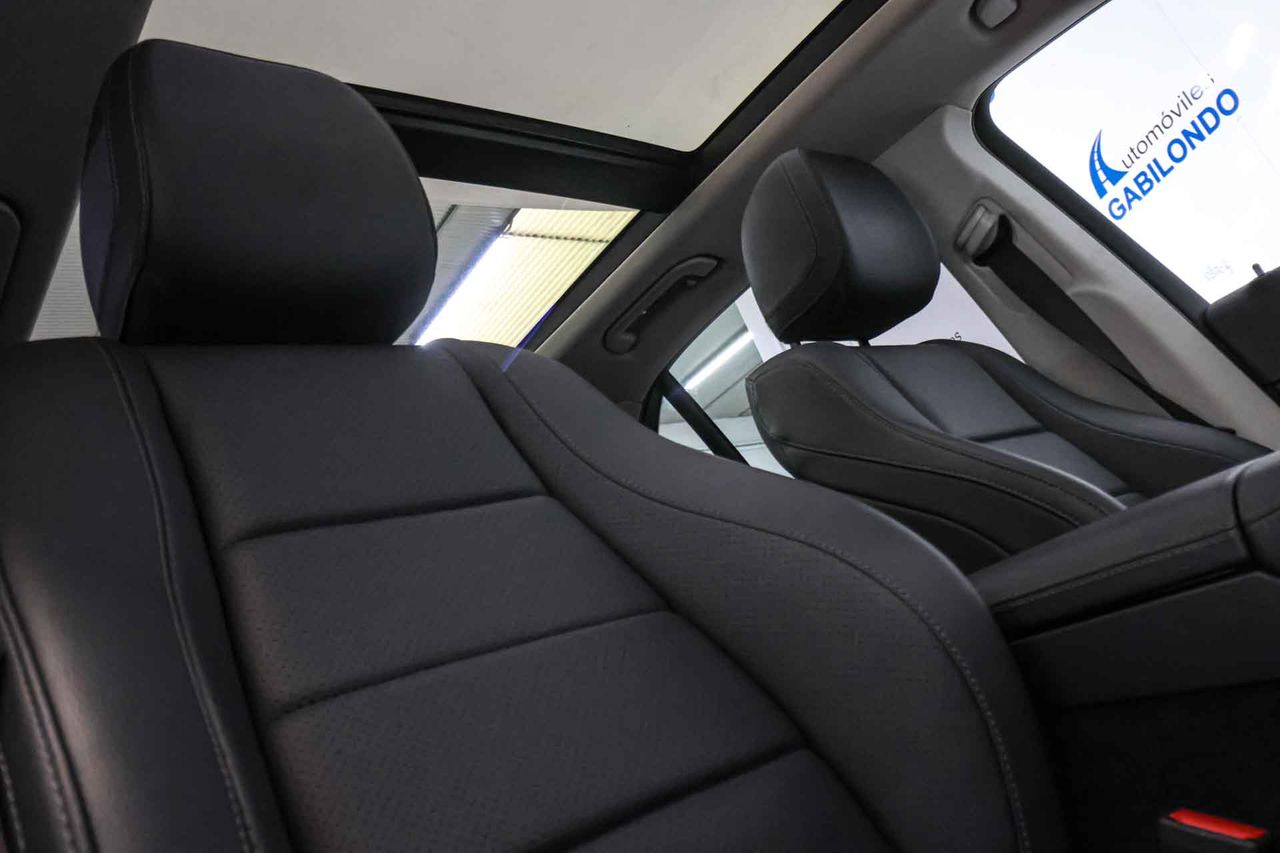 Mercedes GLE GLE 350 de 4MATIC (Híbrido Enchufable) AMG Line **Techo panorámico** - Foto 52