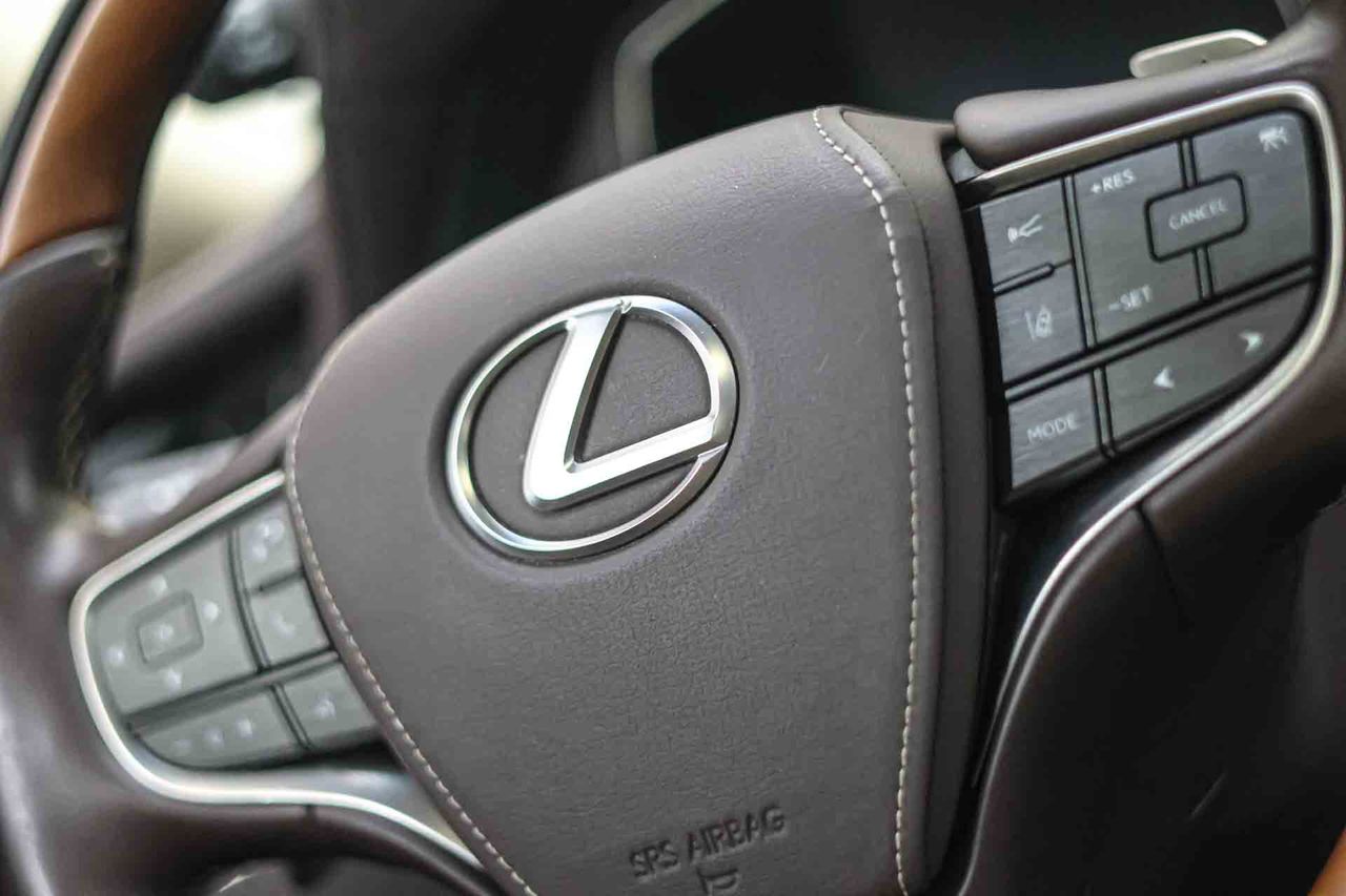 Lexus LS 500h Luxury Art Wood - Foto 37