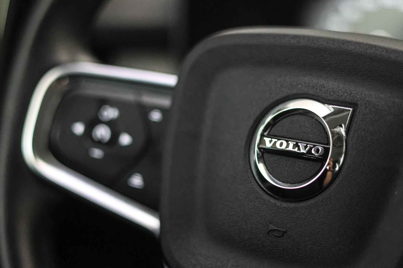Volvo XC40 1.5 T4 Twin Recharge Inscription Auto - Foto 38
