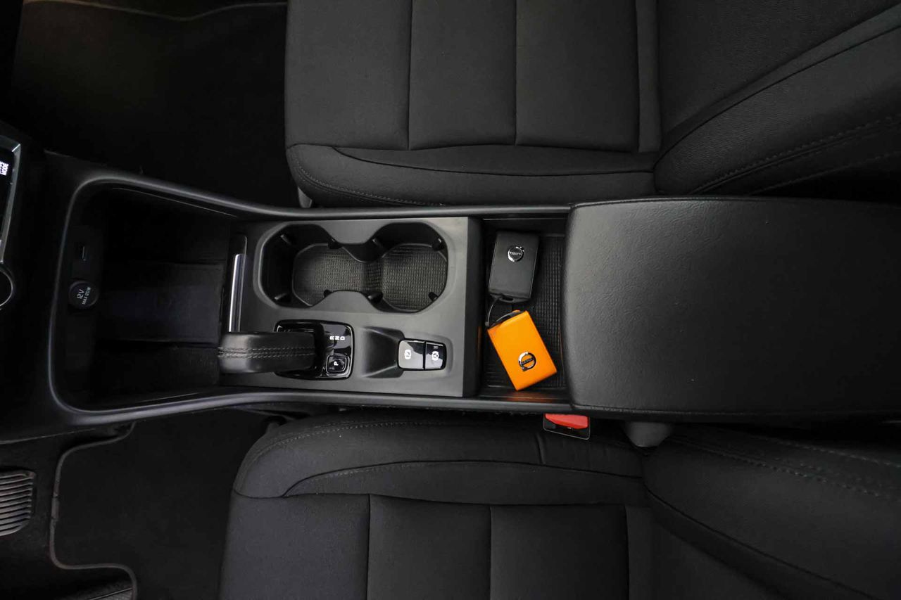 Volvo XC40 1.5 T4 Twin Recharge Inscription Auto - Foto 49