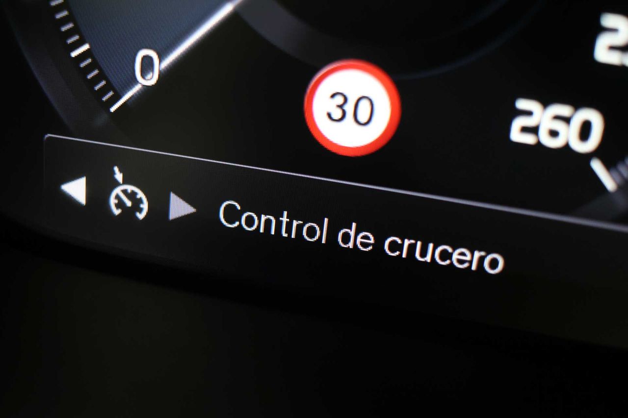 Volvo XC40 1.5 T4 Twin Recharge Inscription Auto - Foto 60