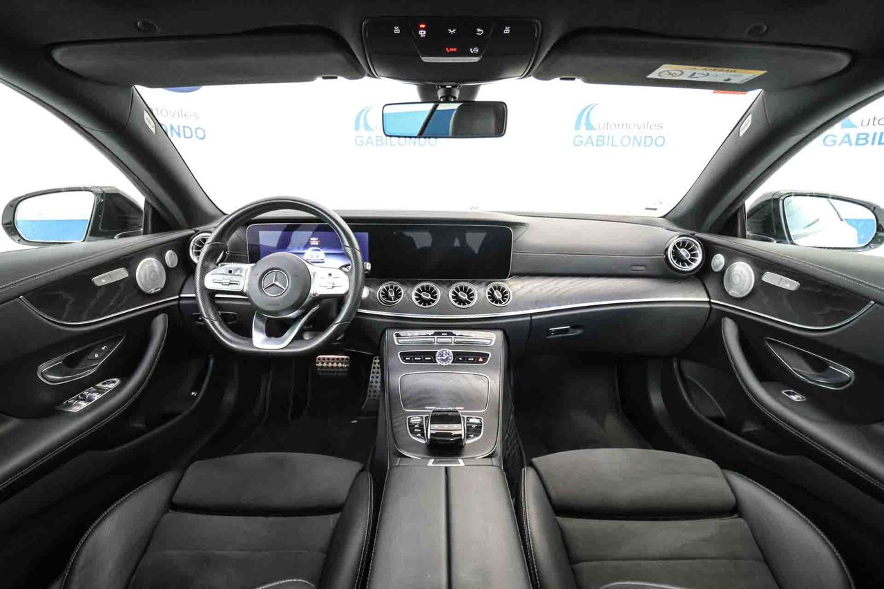 Mercedes Clase E Coupé E 220 d 4MATIC AMG Line **Techo panorámico** - Foto 29