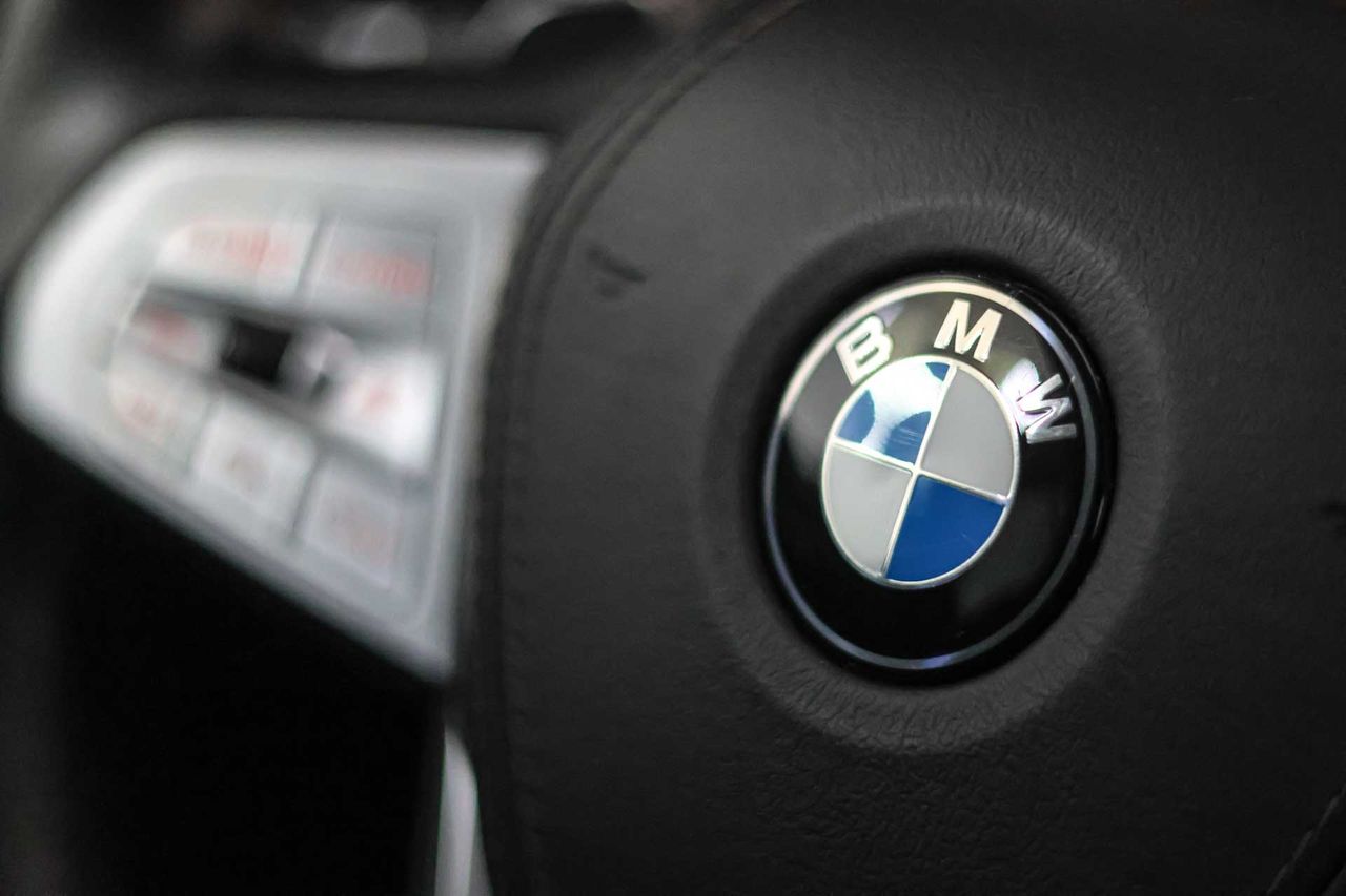BMW Serie 7 745e - Foto 45