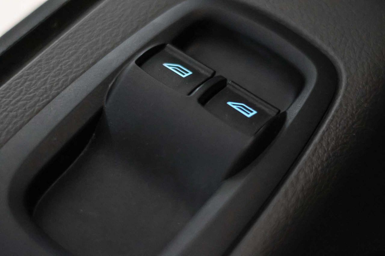 Ford Transit 2.0 Ecoblue L2H2 Hybrid - Foto 27