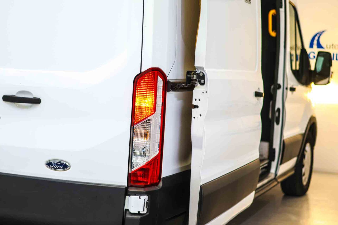 Ford Transit 2.0 Ecoblue L2H2 Hybrid - Foto 21