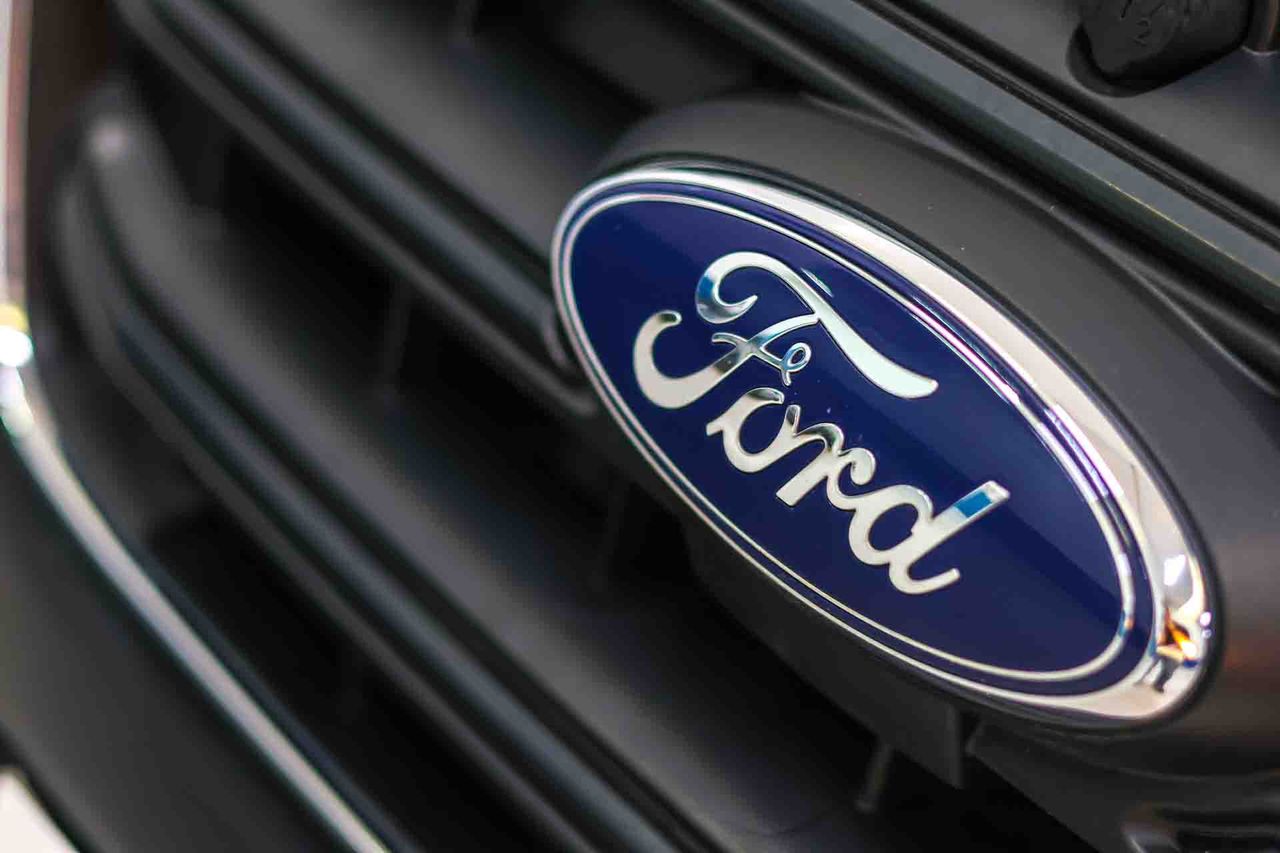 Ford Transit 2.0 Ecoblue L2H2 Hybrid - Foto 12