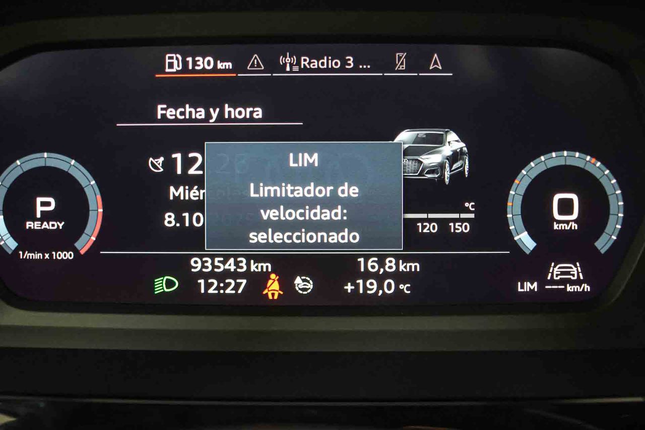 Audi A3 Sedan 35 TFSI 110kW (150CV) S tronic - Foto 37