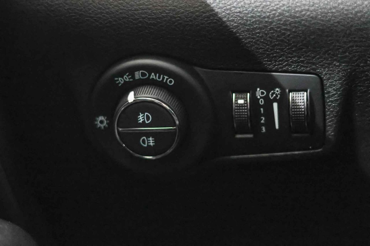 Jeep Compass eHybrid 1.5 MHEV 96kW Limited Dct **Sólo 12.000km** - Foto 31