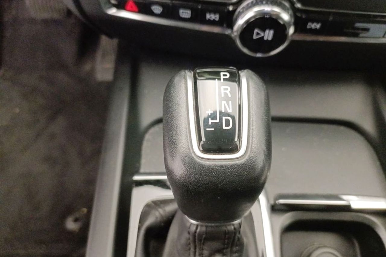 Volvo V60 2.0 D3 Momentum Pro Auto - Foto 8