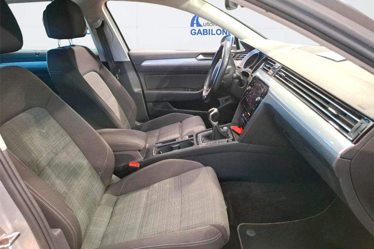 Volkswagen Passat Variant 2.0 TDI 110kW (150CV) - Foto 5