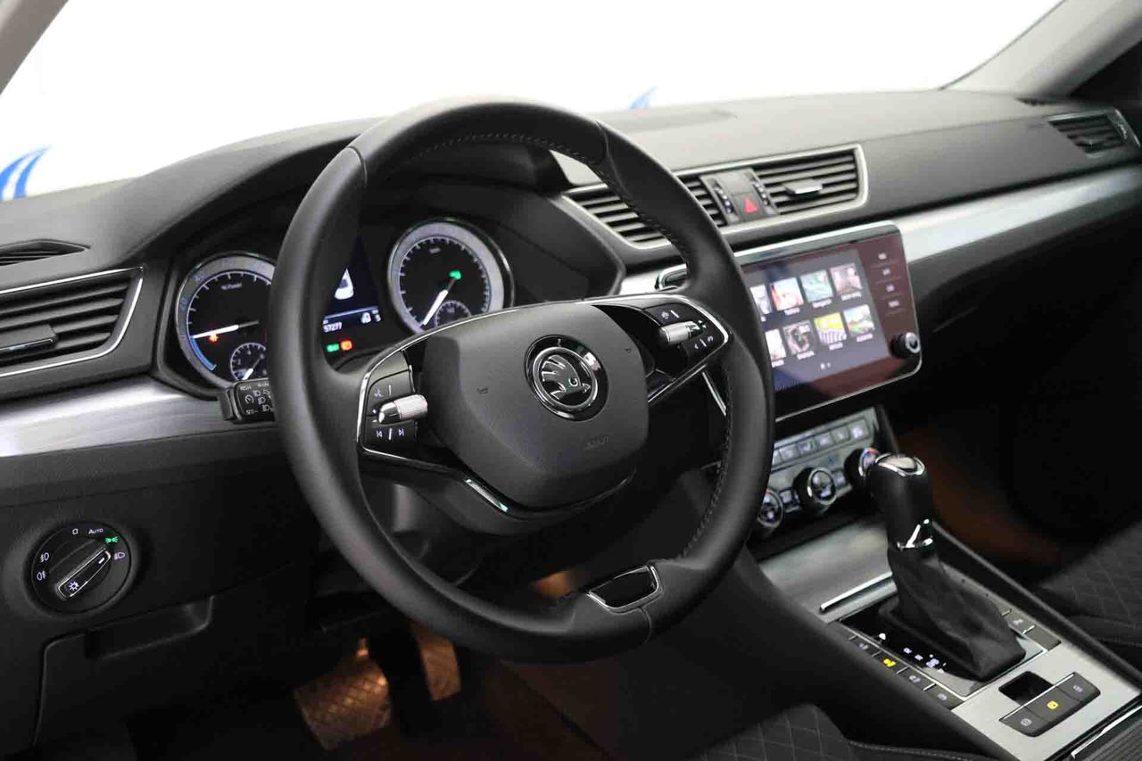 Skoda Superb L&K 1.4 TSI iV P-HEV 160kW DSG - Foto 6