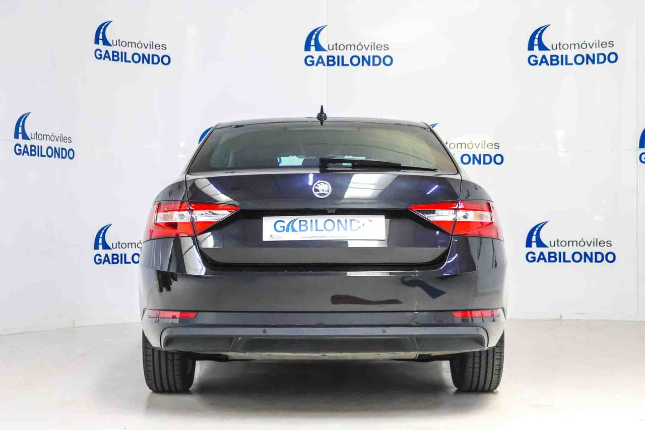 Skoda Superb L&K 1.4 TSI iV P-HEV 160kW DSG - Foto 5
