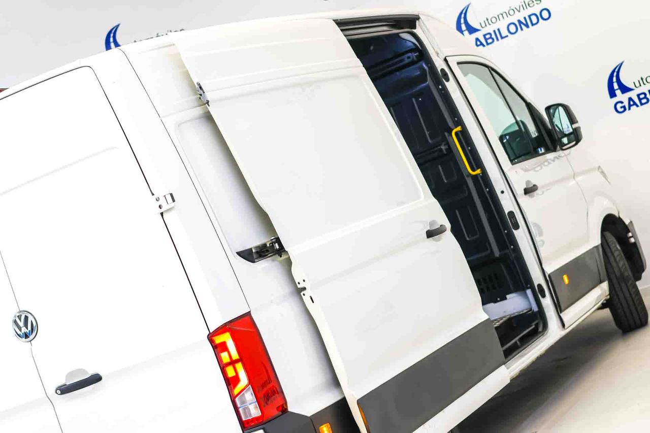 Volkswagen Crafter 2.0TDI L3H3 BMT  - Foto 23