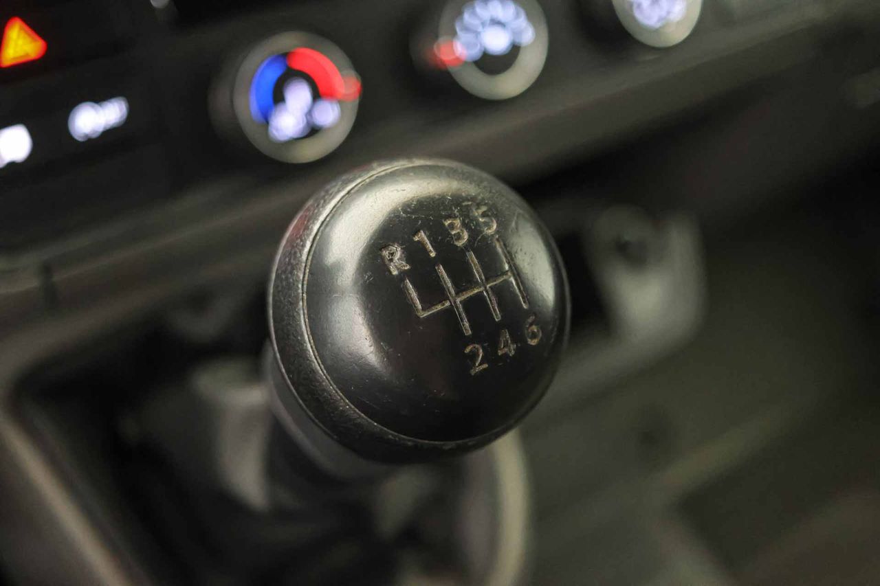 Volkswagen Crafter 2.0TDI L3H3 BMT  - Foto 37