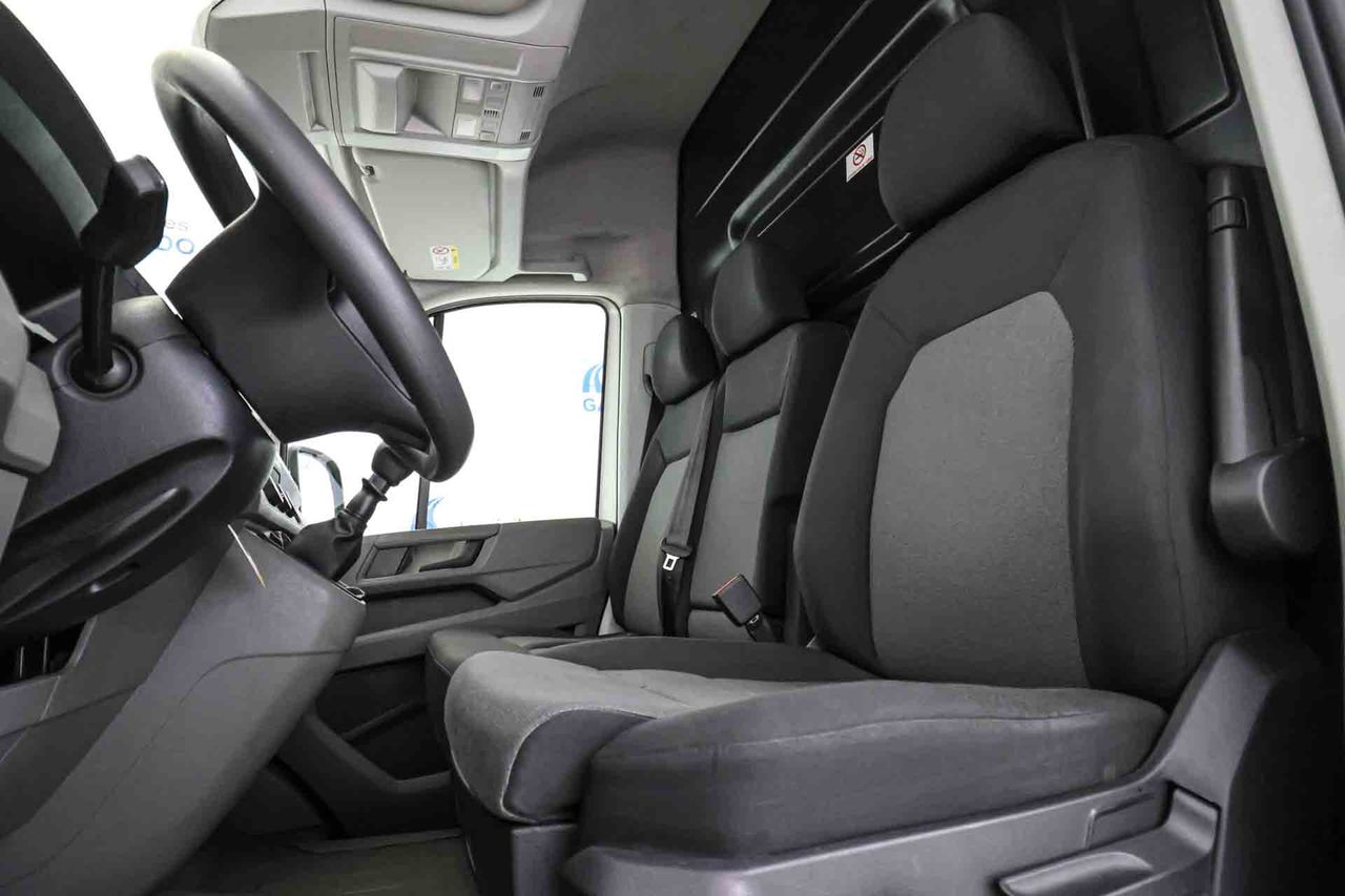 Volkswagen Crafter 2.0TDI L3H3 BMT  - Foto 25