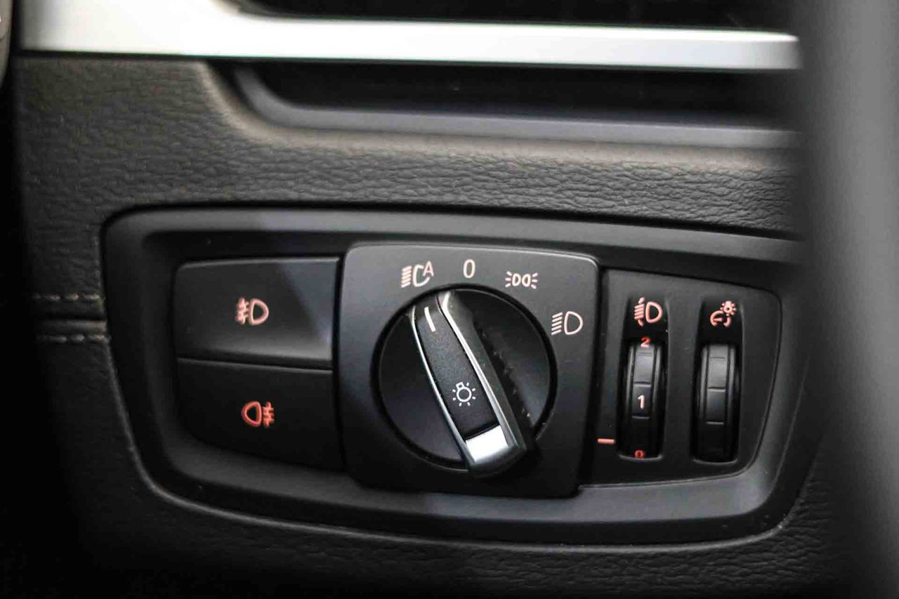 BMW X1 sDrive20i DCT XLine - Foto 35