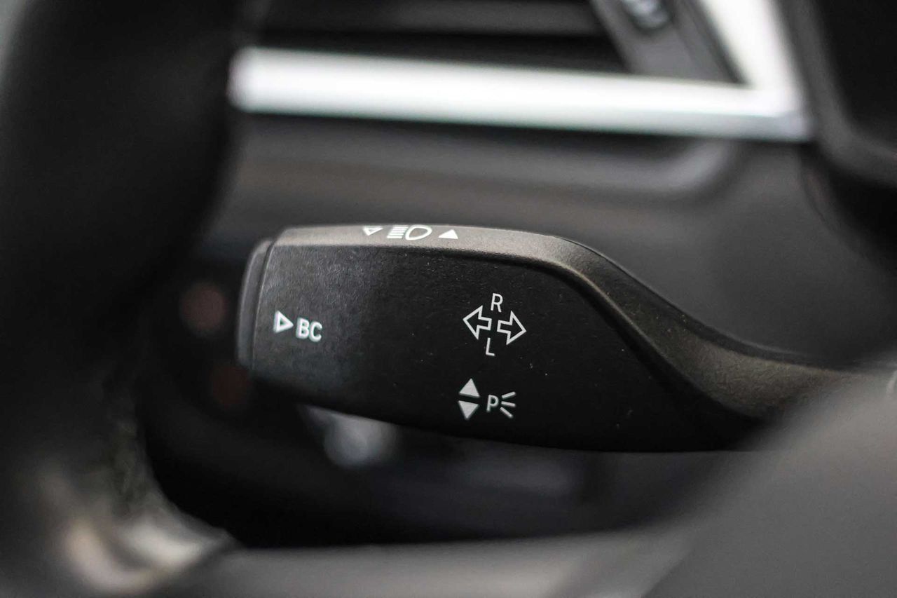 BMW X1 sDrive20i DCT XLine - Foto 40