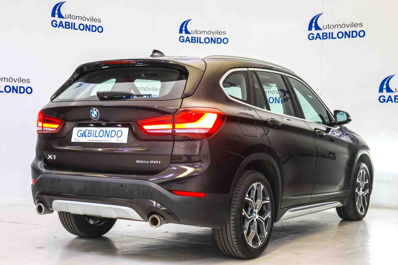 BMW X1 sDrive20i DCT XLine - Foto 12