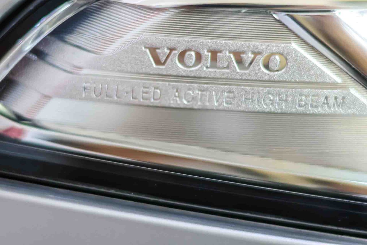 Volvo XC90 2.0 T8 AWD Inscription Auto **Techo panorámico** 7 Plazas - Foto 18