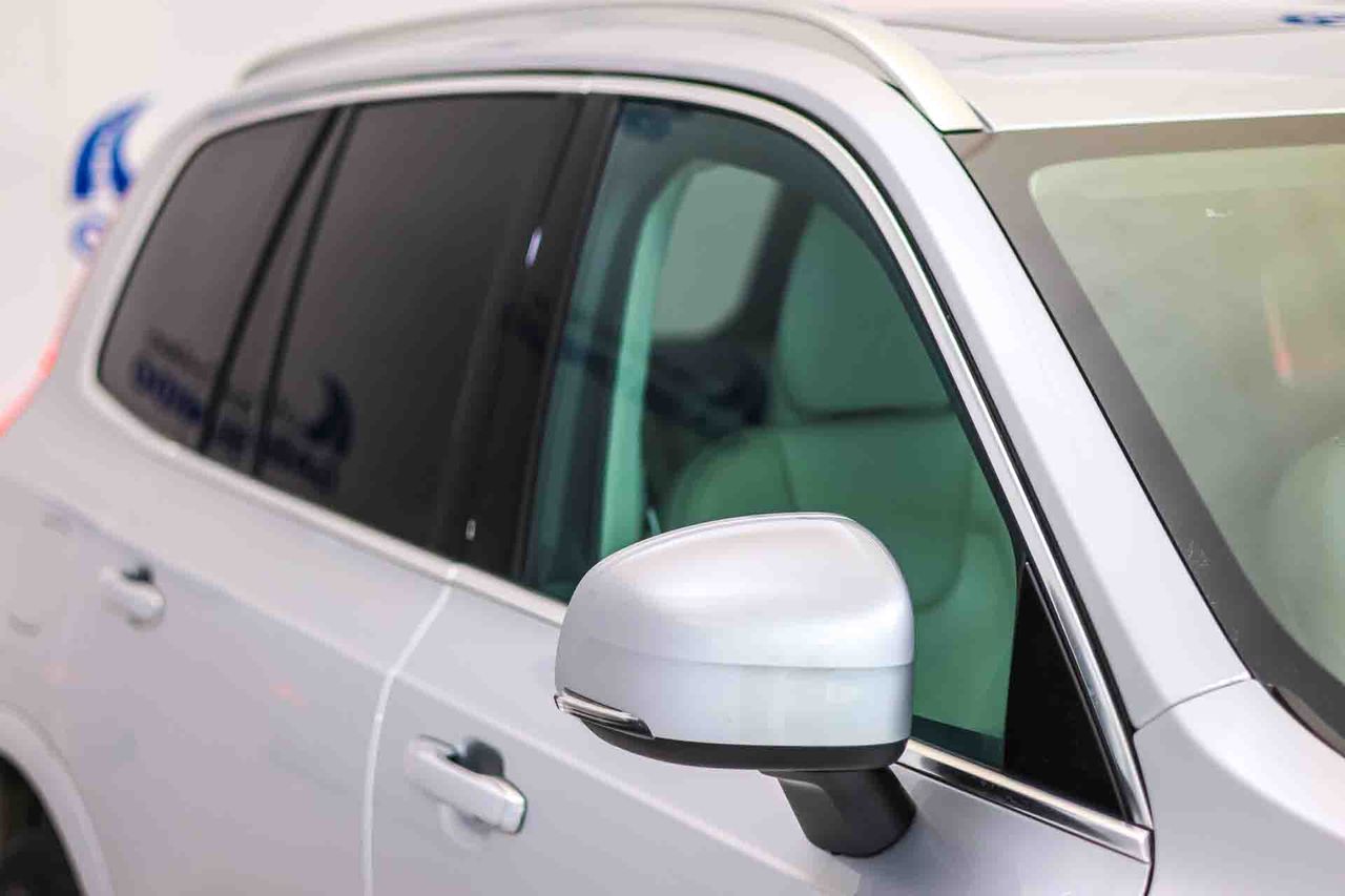 Volvo XC90 2.0 T8 AWD Inscription Auto **Techo panorámico** 7 Plazas - Foto 15
