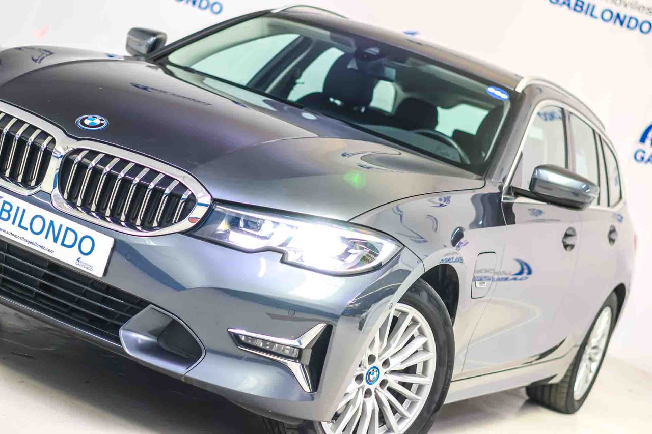 BMW Serie 3 320e Touring **Luxury Line** - Foto 29