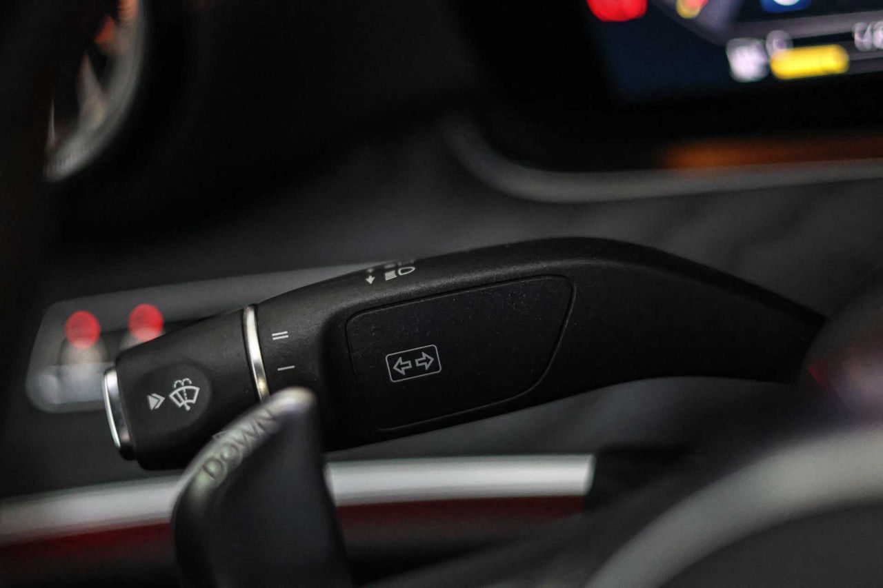 Mercedes Clase E Mercedes-AMG E 53 4MATIC+ **Techo panorámico** - Foto 46