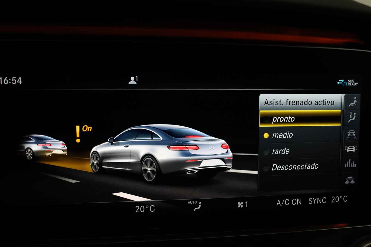 Mercedes Clase E Mercedes-AMG E 53 4MATIC+ **Techo panorámico** - Foto 74