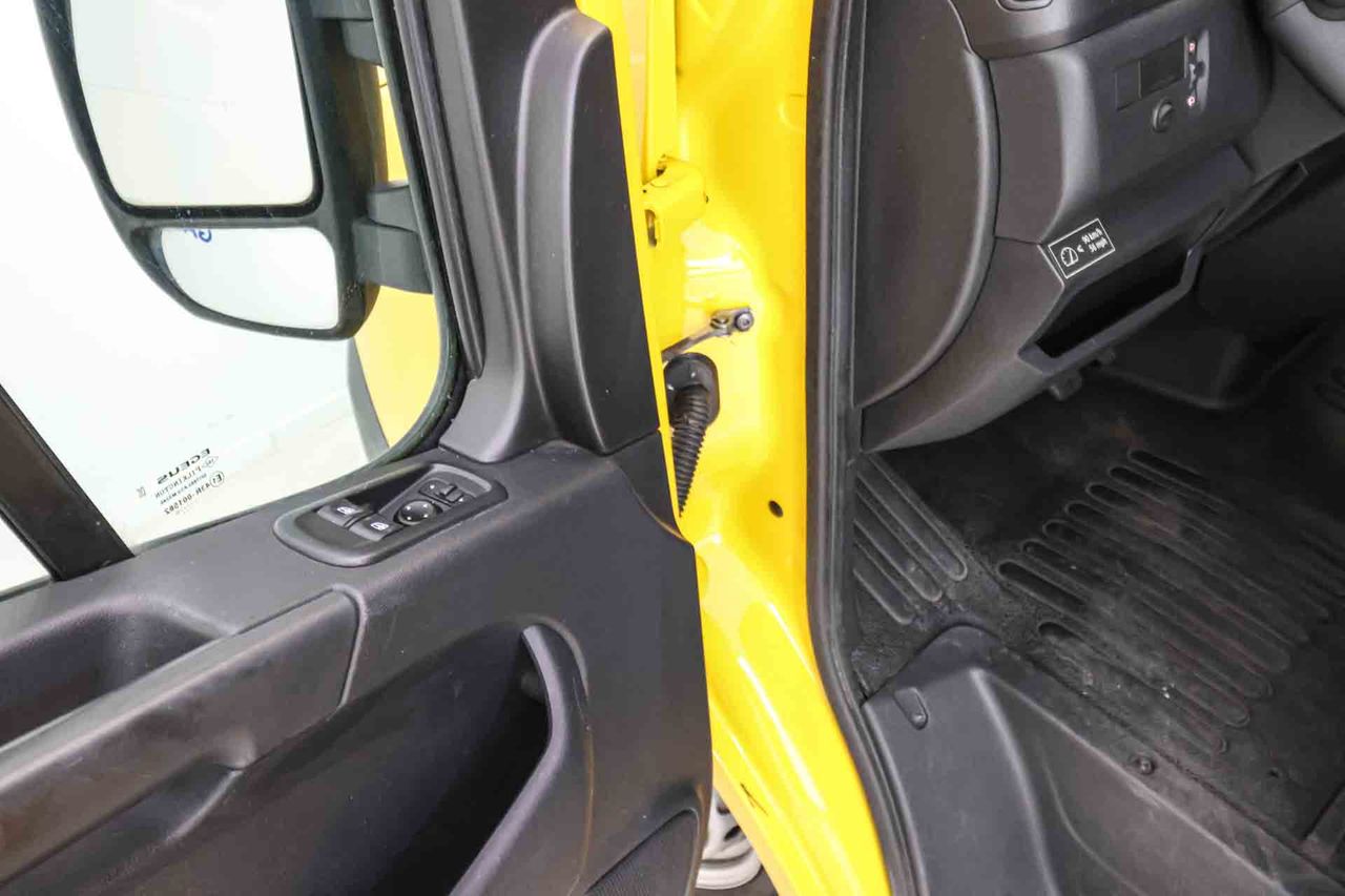 Renault Master ZE L2H2 R75  - Foto 35
