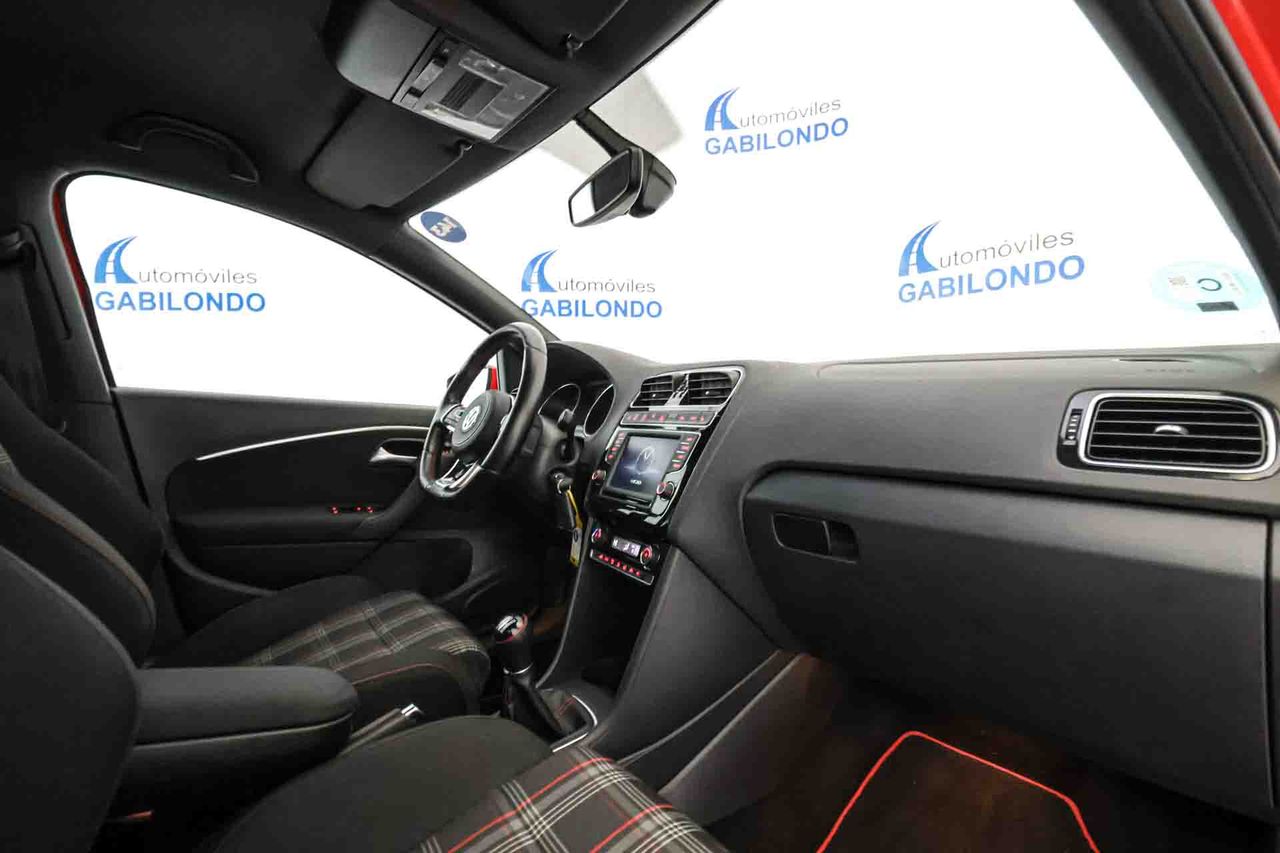 Volkswagen Polo GTI 1.8 TSI BMT - Foto 46