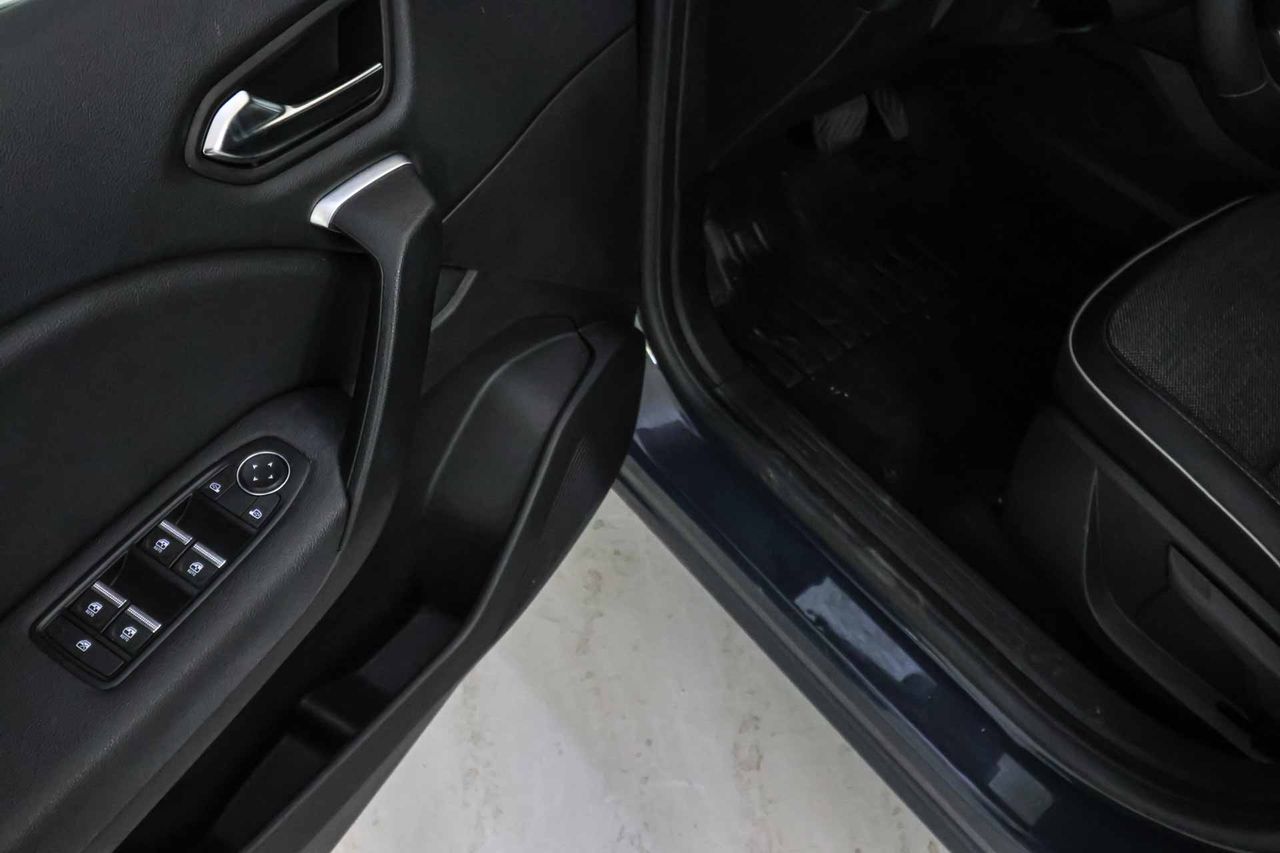 Renault Captur Zen E-TECH Híbrido 105kW (145cv) - Foto 28