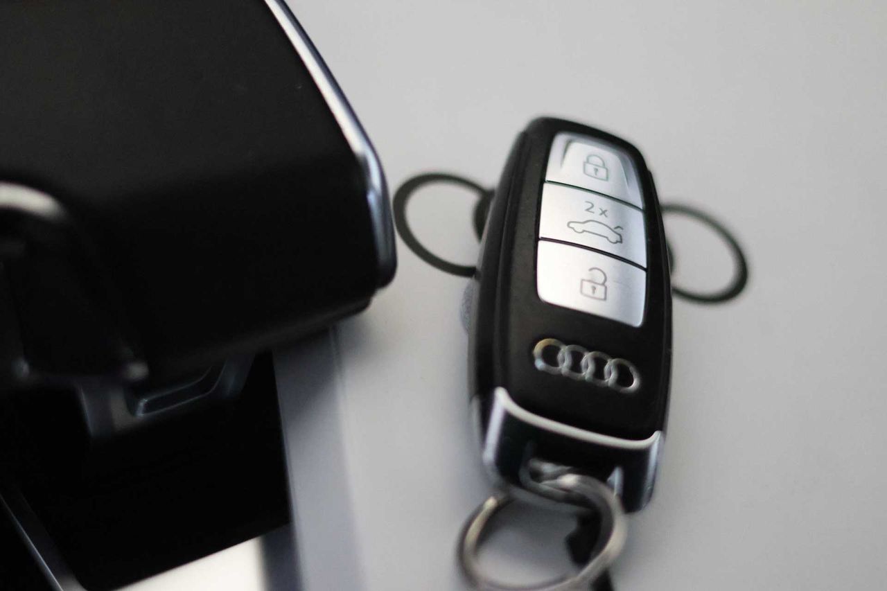 Audi Q8 55 TFSIe 280kW Black L quattro tiptronic - Foto 77