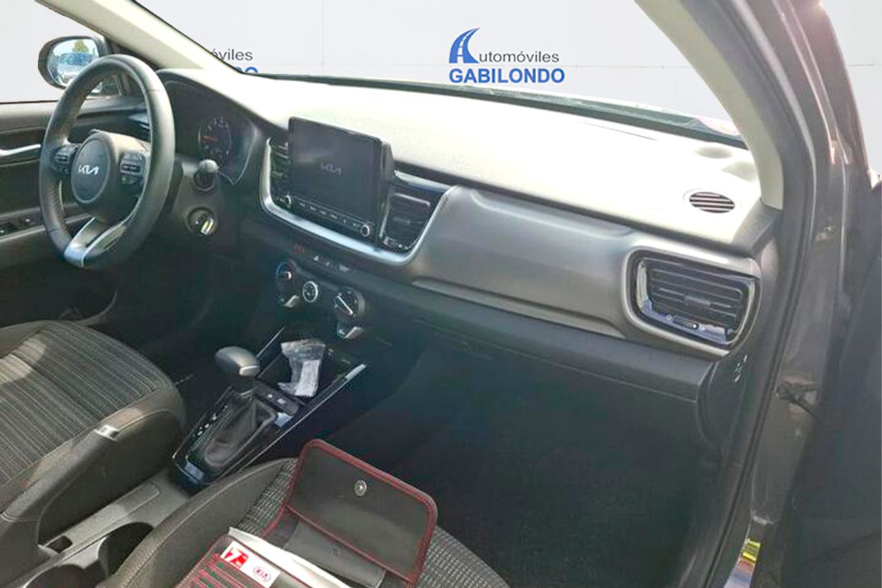 Kia Stonic 1.0 T-GDi 88kW (120CV) MHEV Drive DCT - Foto 8