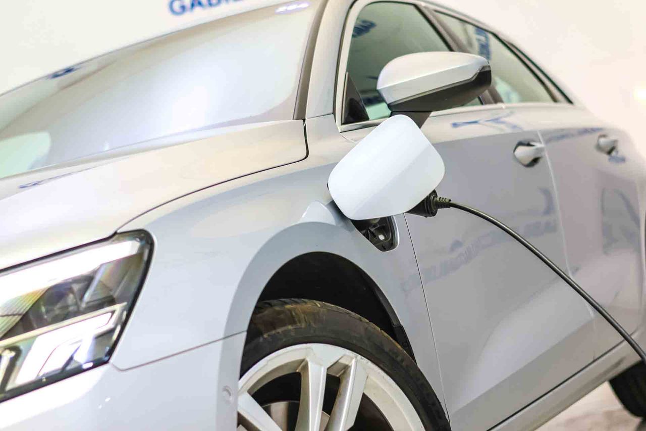 Audi A3 Sportback Advanced 40 TFSI e 150kW S tro - Foto 9