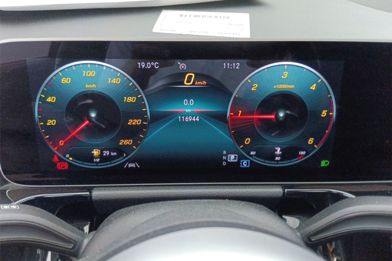 Mercedes Clase B B 180 d **AMG Line** Techo panorámico** - Foto 4