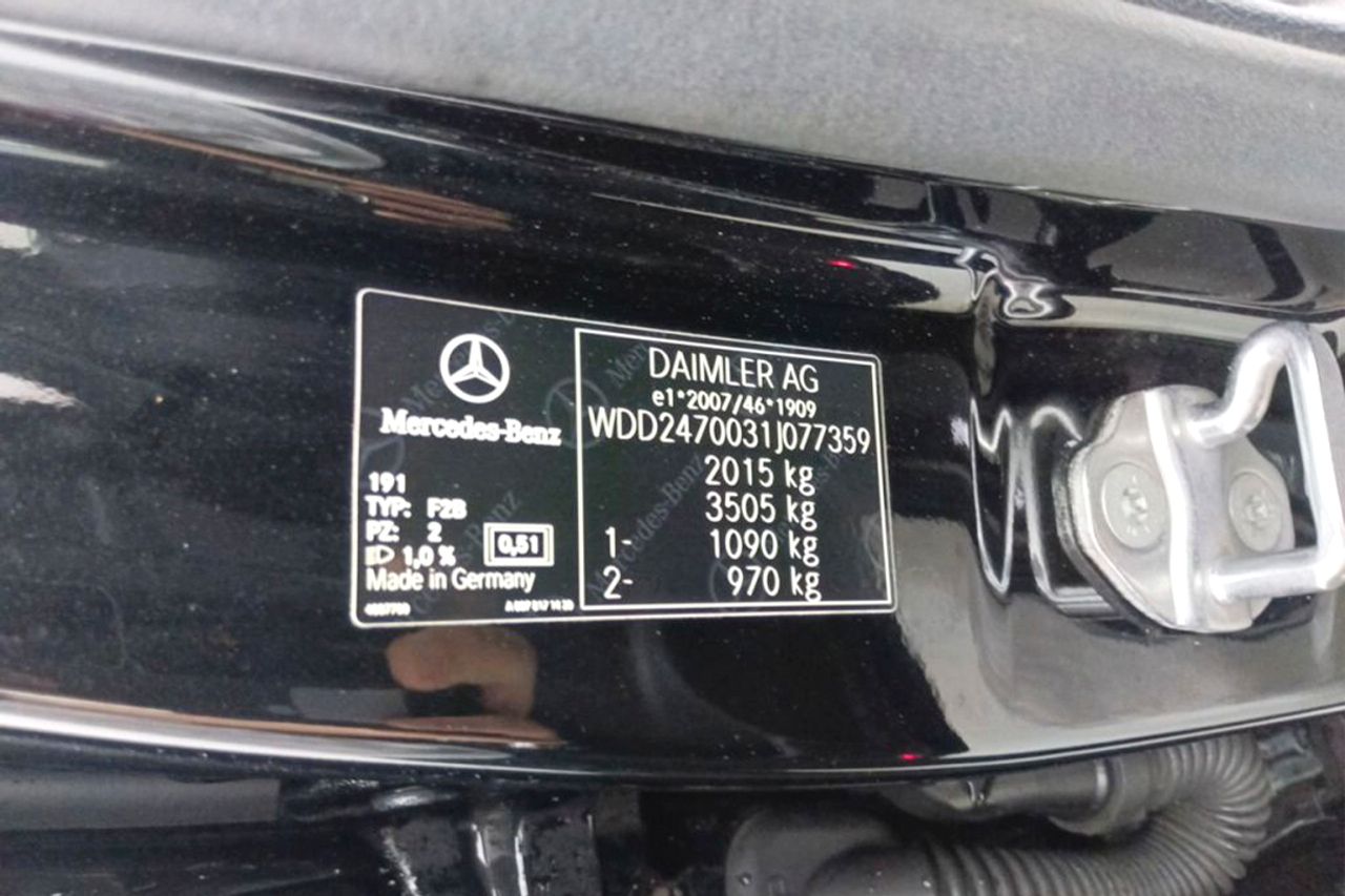 Mercedes Clase B B 180 d **AMG Line** Techo panorámico** - Foto 5