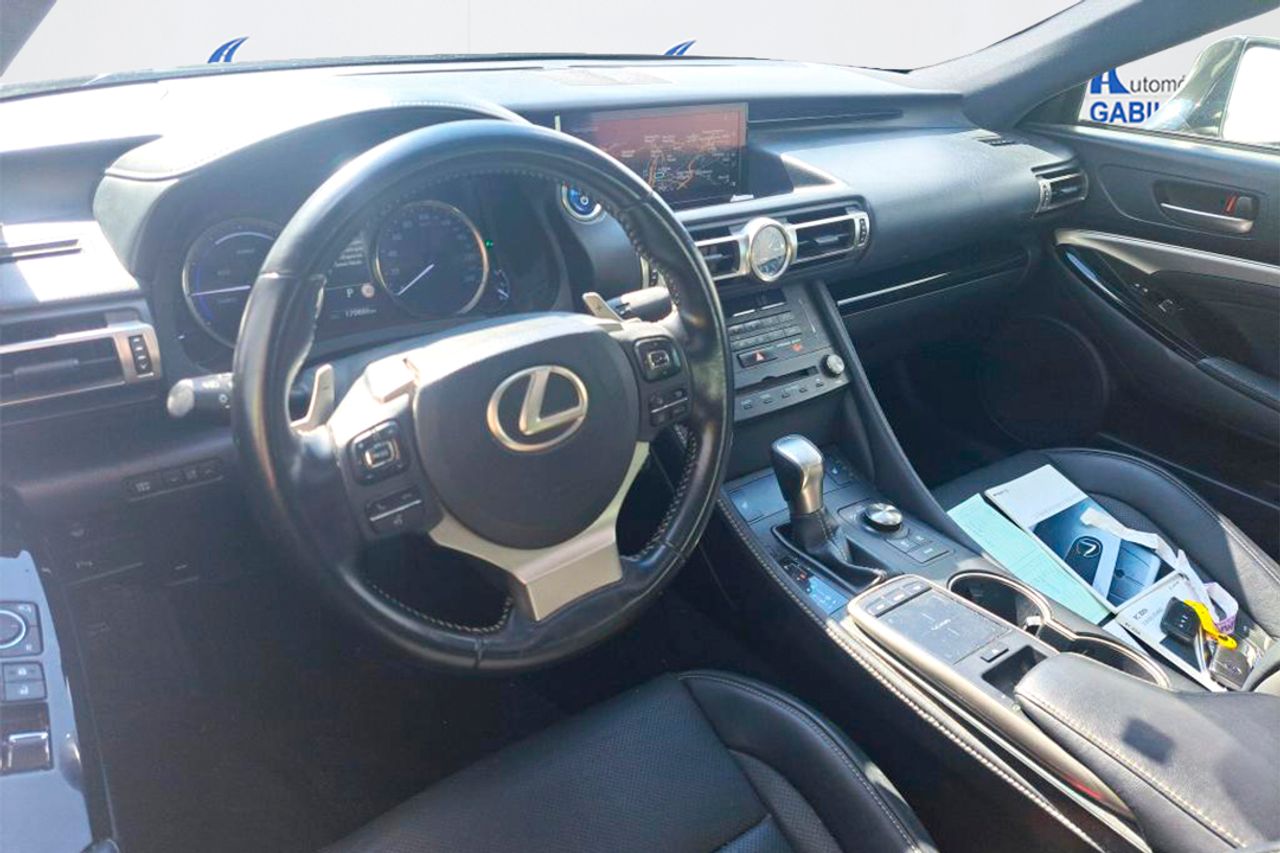 Lexus RC 2.5 300h Executive Navigation - Foto 6