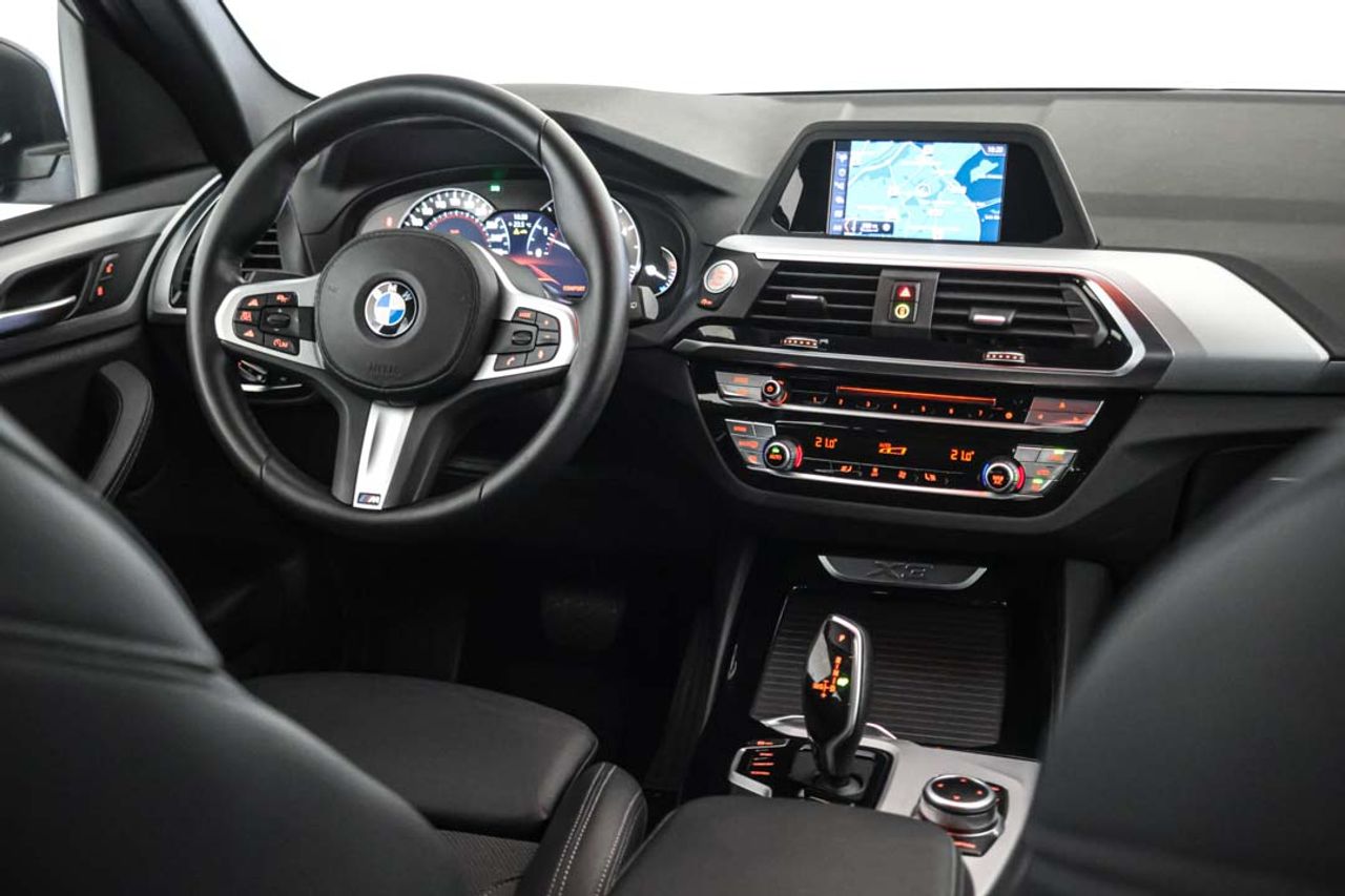 BMW X3 sDrive18d - Foto 44