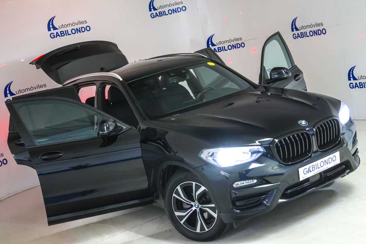 BMW X3 sDrive18d - Foto 31