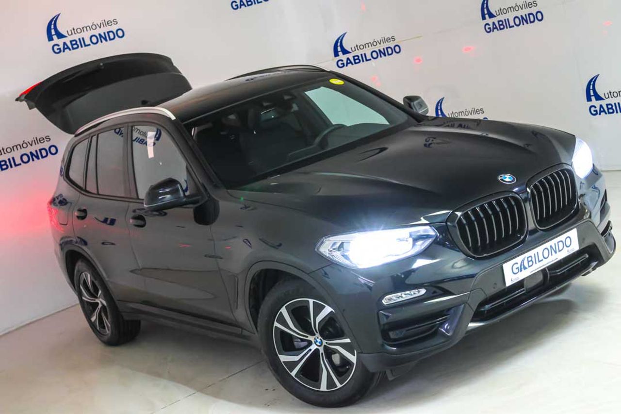 BMW X3 sDrive18d - Foto 23