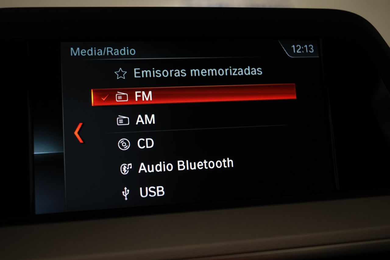 BMW X3 sDrive18d - Foto 81