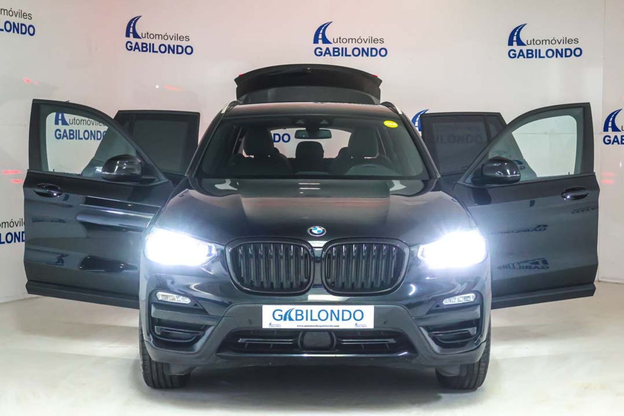 BMW X3 sDrive18d - Foto 35