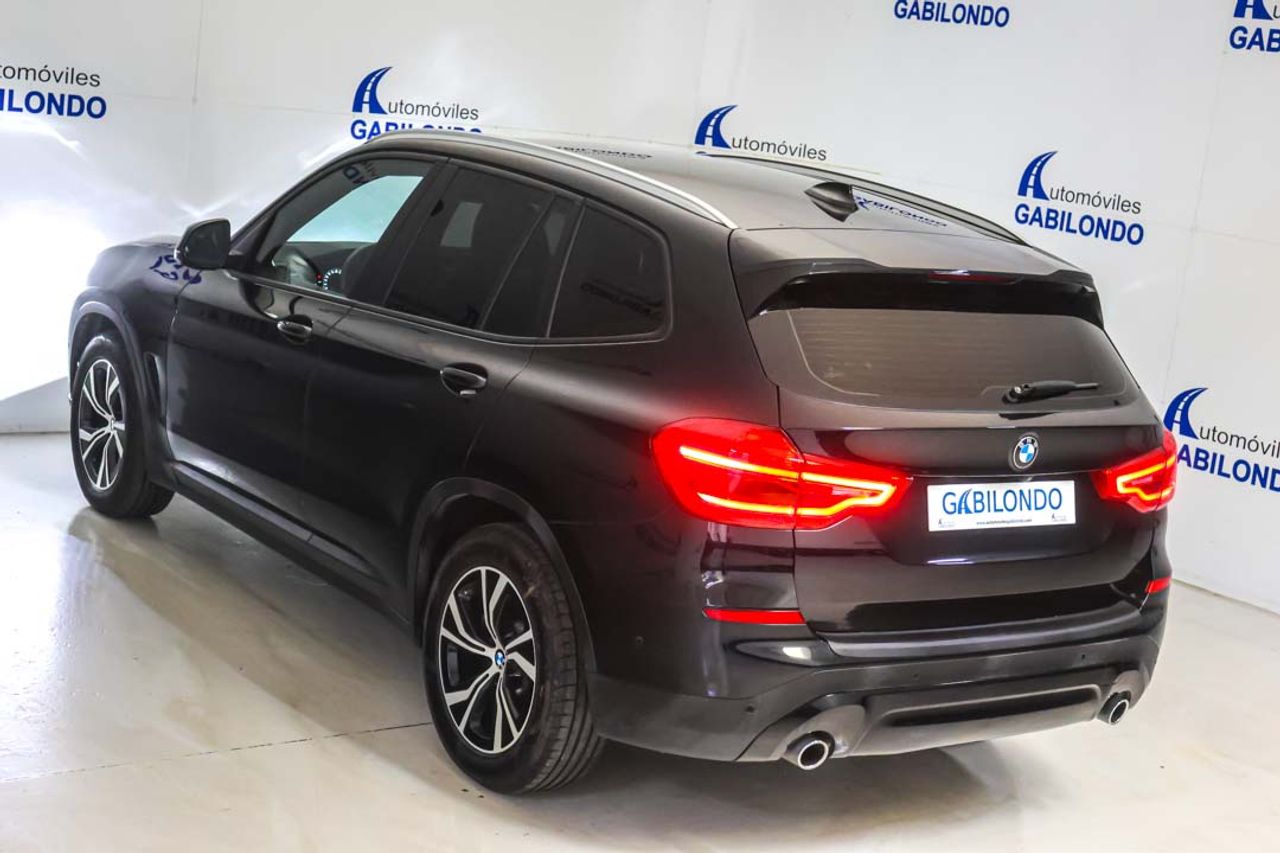 BMW X3 sDrive18d - Foto 16