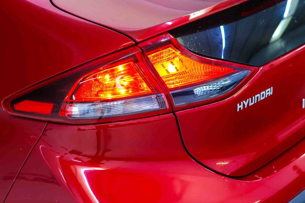 Hyundai IONIQ 1.6 GDI PHEV Klass DCT - Foto 25