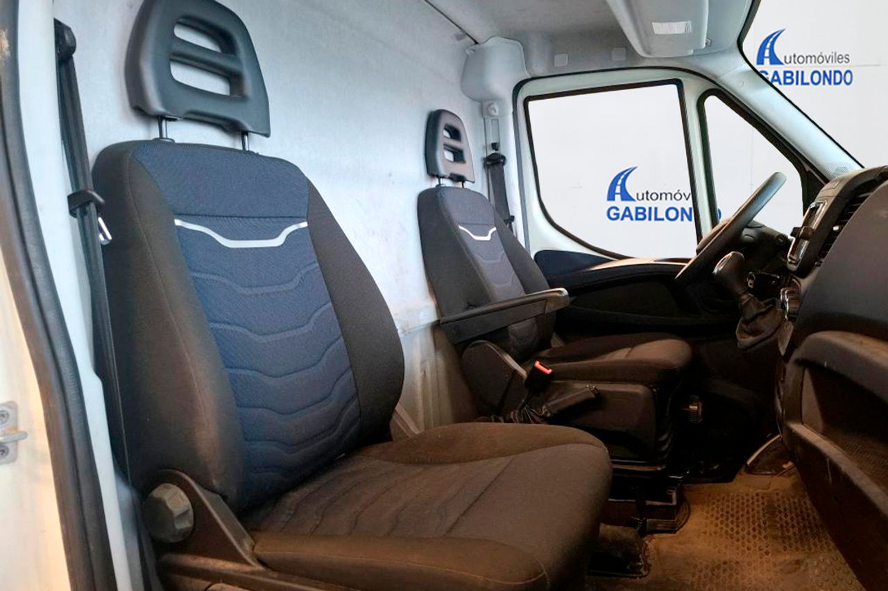 Iveco Daily 35S16H V9 Hi-Matic L1H1 - Foto 7