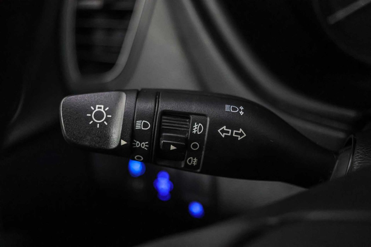 Hyundai i20 1.1 CRDi Essence - Foto 36