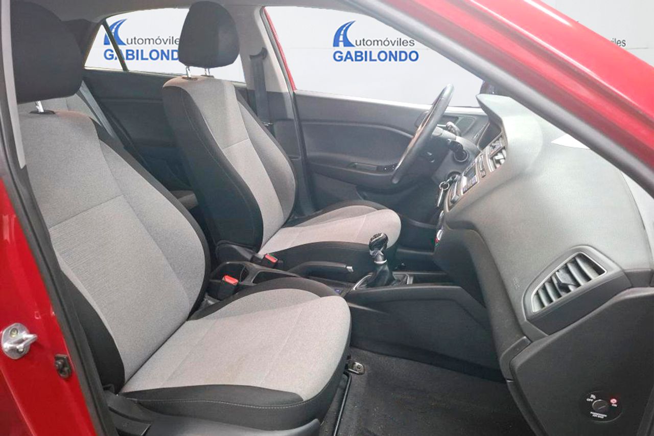 Hyundai i20 1.1 CRDi Essence - Foto 6