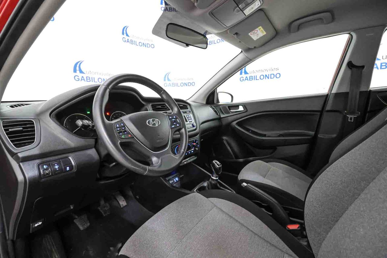 Hyundai i20 1.1 CRDi Essence - Foto 26