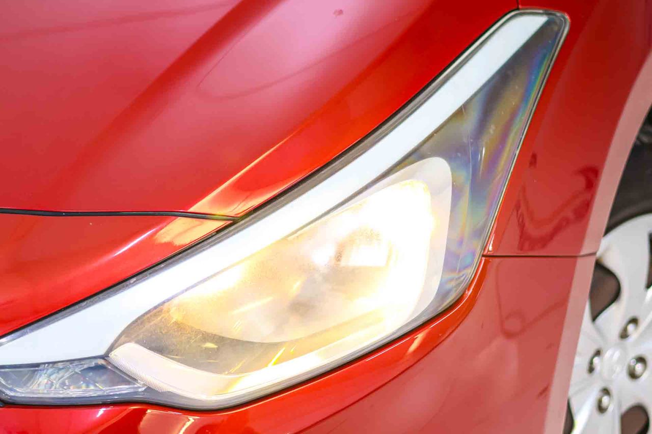 Hyundai i20 1.1 CRDi Essence - Foto 17