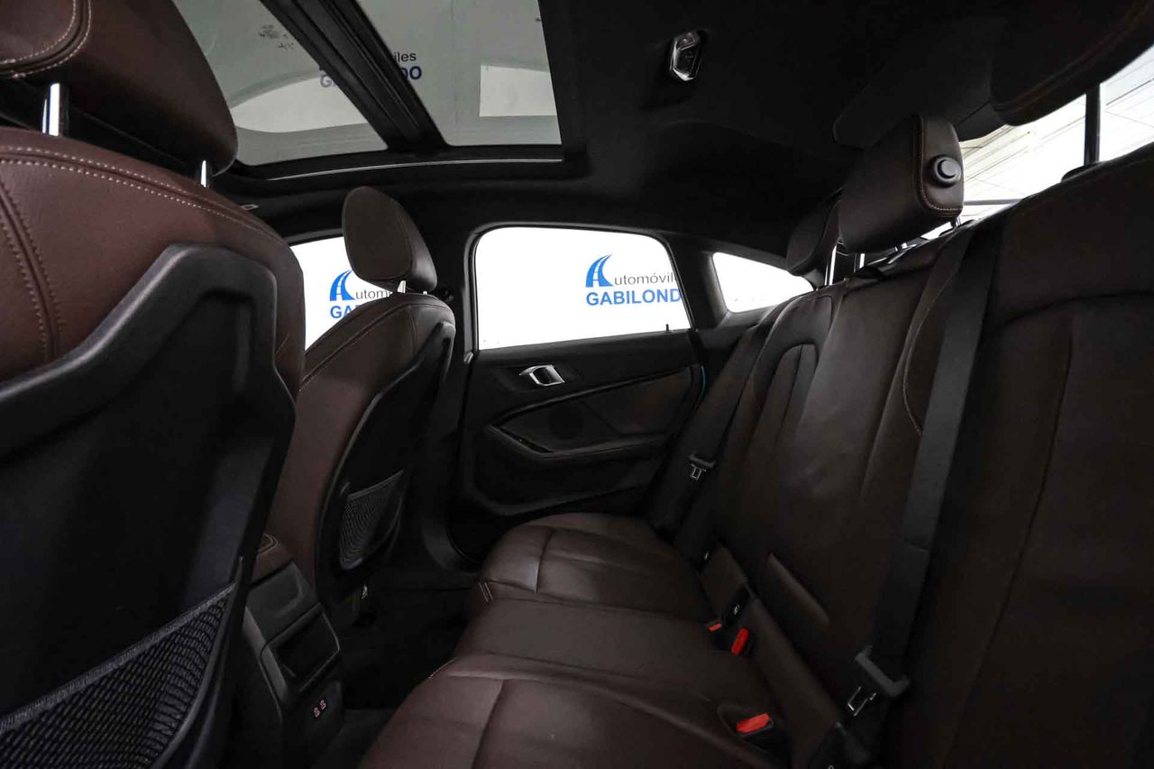 BMW Serie 2 220iA Gran Coupe MSport **Techo panorámico** - Foto 54