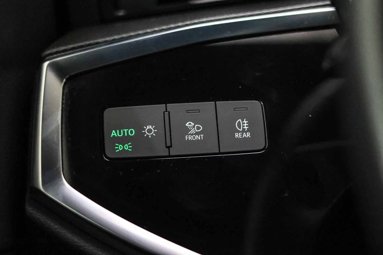 Audi Q3 45 TFSI e 180kW S tronic S Line *Sportback* - Foto 32